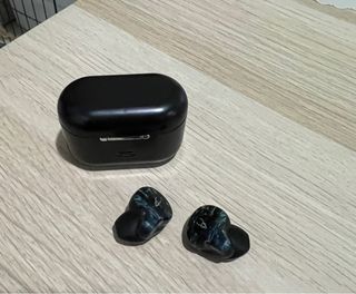（分類：）位於 。 由 Hollen77 提交（商品編號 1335914085，圖片 1）。簡介： 。