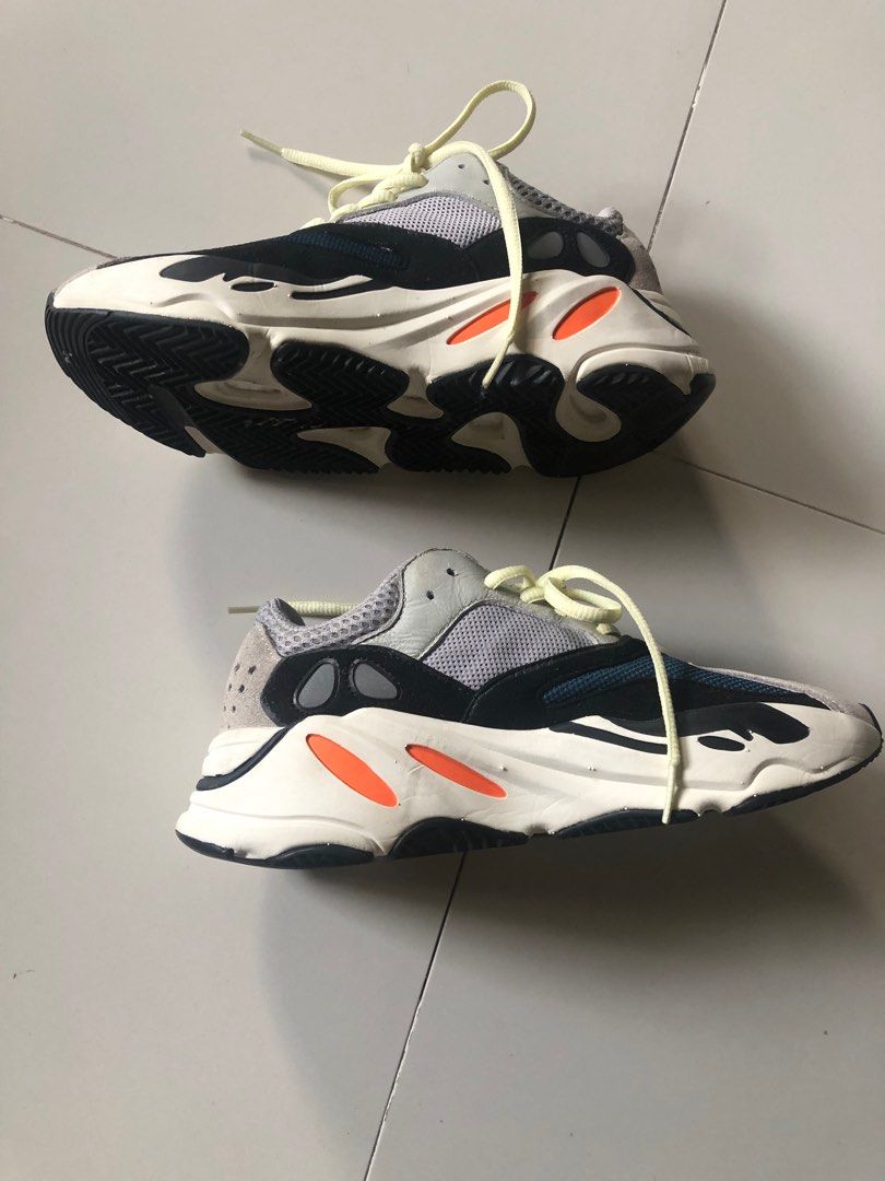 Wave runner 700 size 6 2025
