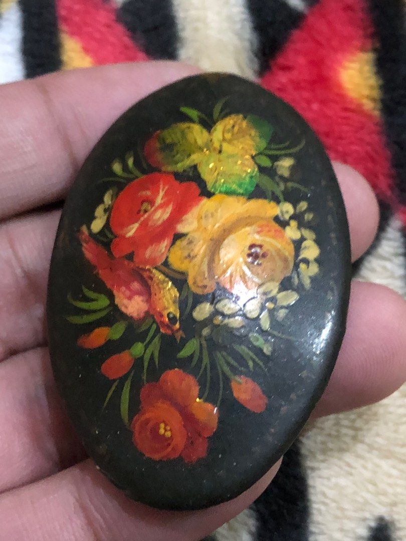 Art painted old wooden pin (Category: Art & Prints) located in Quezon City. Submitted by markgolveo (Listing ID 1335884481, Image 2). Description: Art painted old wooden pin.