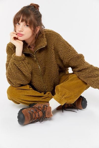 BNWT UO BDG Willow Fuzzy Fleece Drawstring Teddy Jacket in Olive S Women s Fashion Coats Jackets and Outerwear on Carousell