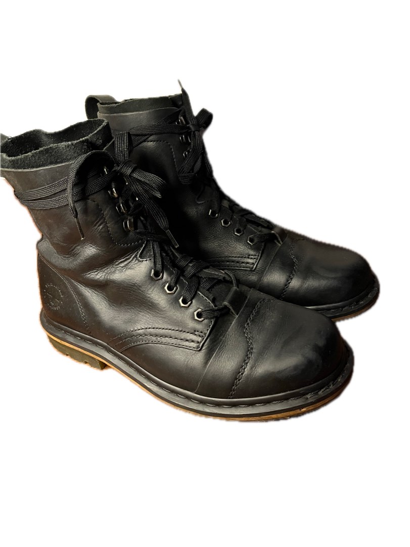Doc martens pier boot online