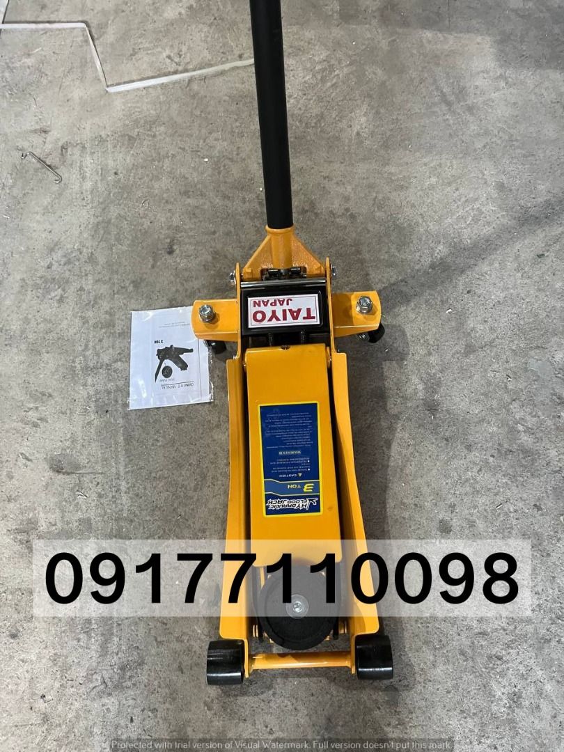 Floor jack (Category: Construction Tools & Equipment) located in Manila. Submitted by joeyroque09 (Listing ID 1335844900, Image 2). Description: .