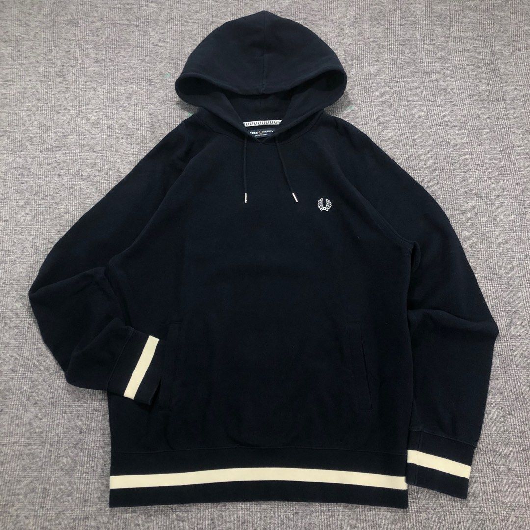 Fred perry hoodie new condition Men s Fashion Tops Sets Hoodies on Carousell
