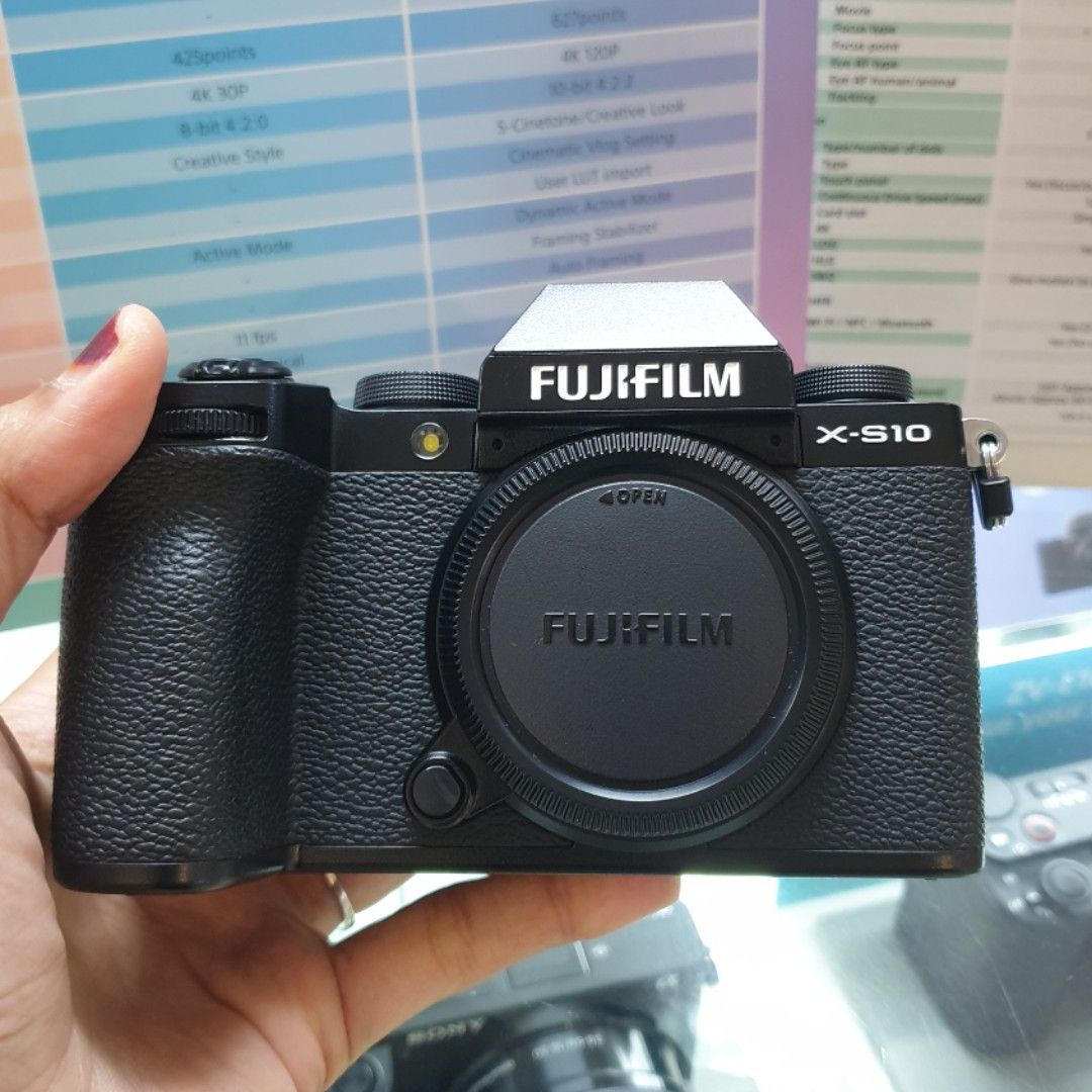 Fujifilm X-S10 BODY ONLY | SHUTTER COUNT 1950 ONLY | CONDITION LIKE NEW ...