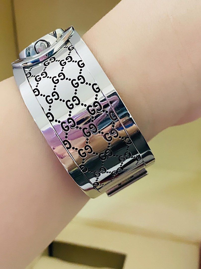 Gucci Twirl 112 Watch for Ladies Women s Fashion Watches Accessories Watches on Carousell