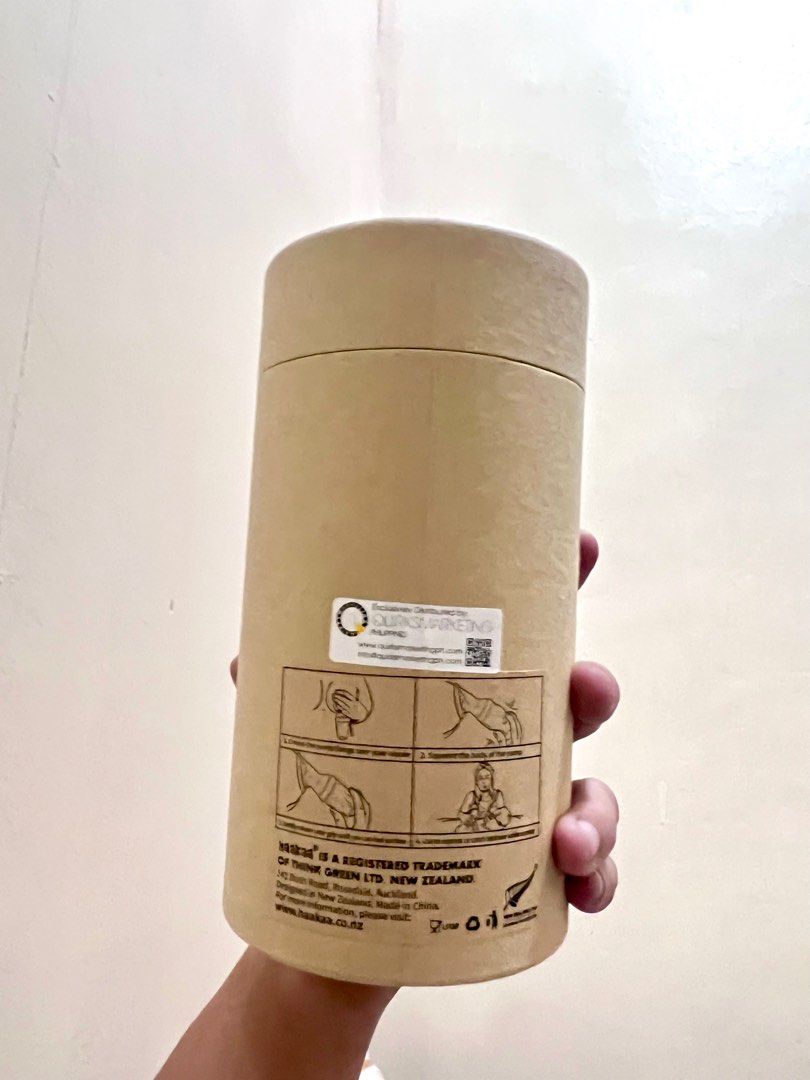 Haakaa Silicone Breast Pump GEN 3 (Category: Breastfeeding & Bottle Feeding) located in Manila. Submitted by patrickl10 (Listing ID 1335909541, Image 2). Description: Sealed Brand New.