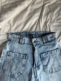 (Category: ) located in . Submitted by ___meensie (Listing ID 1335842887, Image 1). Description: .