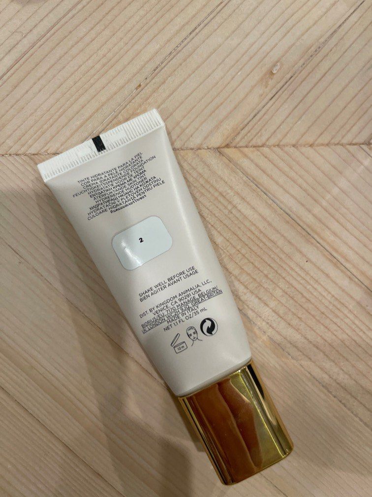 Hourglass tint shade 2 (Category: Makeup) located in Marikina City. Submitted by thriftcircle (Listing ID 1335928667, Image 2). Description: With box brand new .