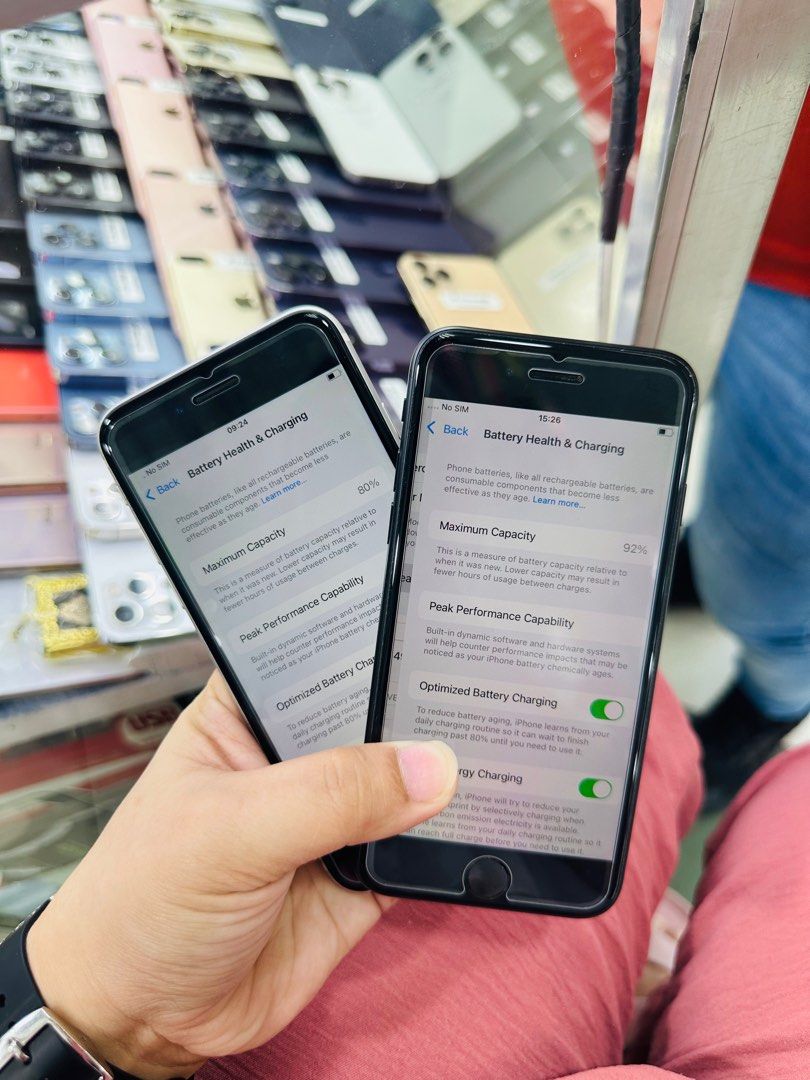 Iphone SE 2020 128gb Good batt fu (Category: iPhone SE Series) located in San Juan City. Submitted by javedsgadgetshop (Listing ID 1335930405, Image 3). Description: OPEN FOR INSTALLMENT VIA CREDIT CARD/GGIVES/SPAY/BILLEASE & SWAP/TRADE-IN! BUY AND SELL! Quick Specs : Iphone SE 2020 •128gb •NTC Variant •Good batt health •Factory Unlock •95% Smoothness •No hidden issue | No Repaired •100% Authentic | Not Refurbished •w/ OEM Charger & store warrant