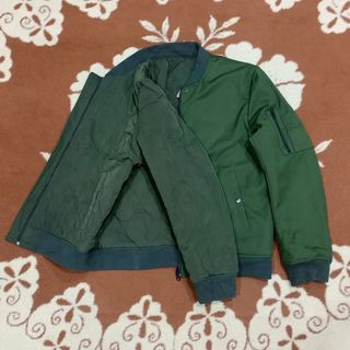 (Kategori: ) berada di . Dikirim oleh rf_thrift (ID iklan 1335823995, Gambar 1). Deskripsi: .