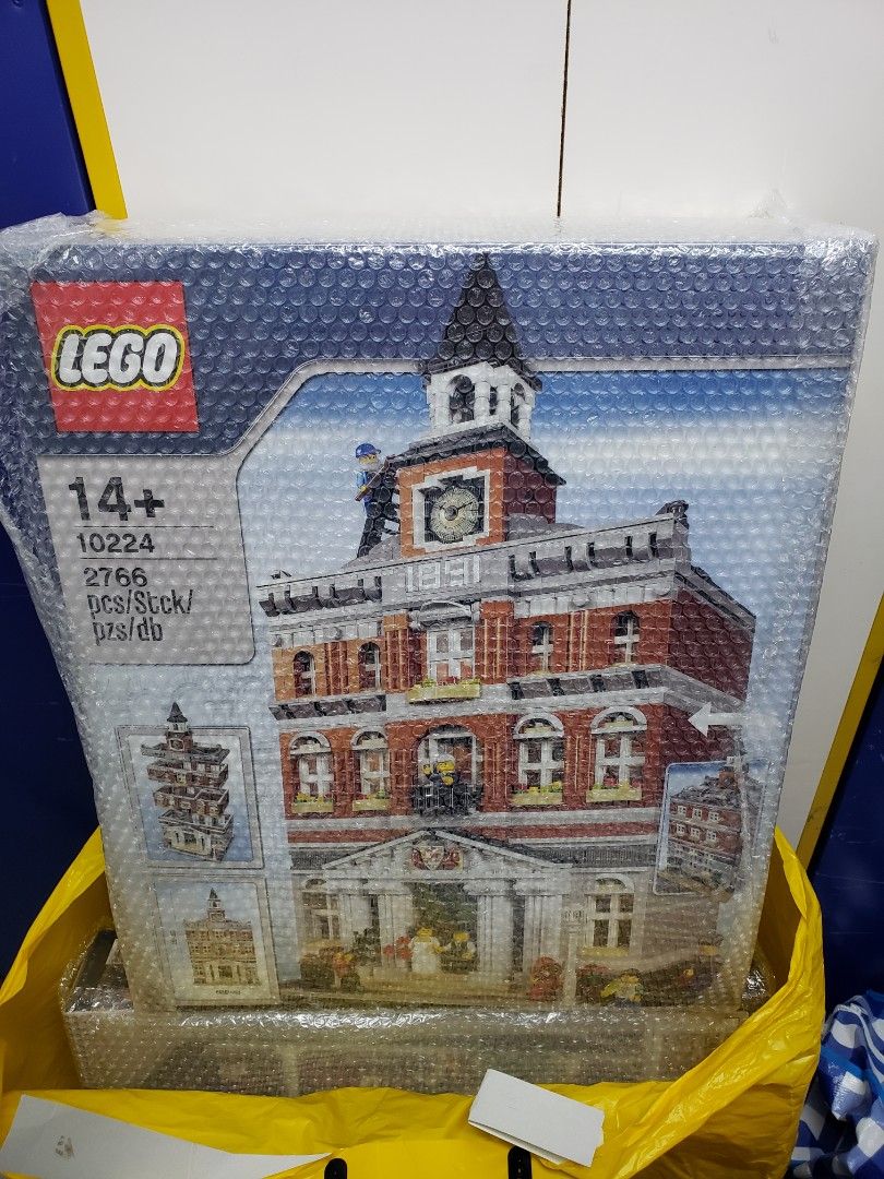 Lego 10224 LEGO CREATOR EXPERT Town Hall 10224 Köp På Tradera