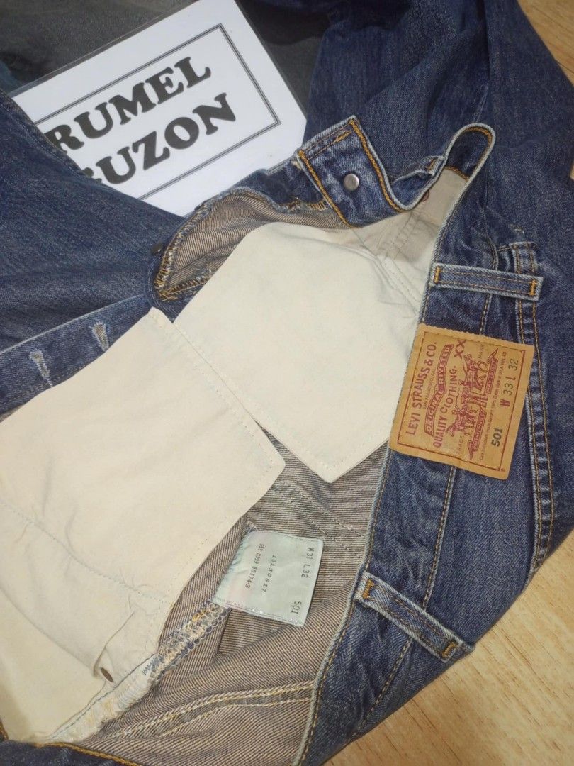 levis 501 size 33x32