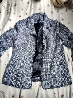(Category: ) located in . Submitted by closet_box (Listing ID 1335840662, Image 1). Description: .