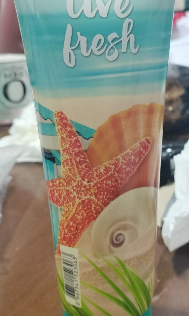 Live Fresh Seaside Breeze Body Cream (Category: Bath) located in Quezon City. Submitted by gielyn2 (Listing ID 1335949269, Image 3). Description: Body Cream.
