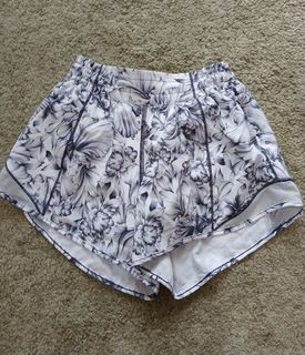 (Category: ) located in . Submitted by luna.studio (Listing ID 1335838744, Image 1). Description: .