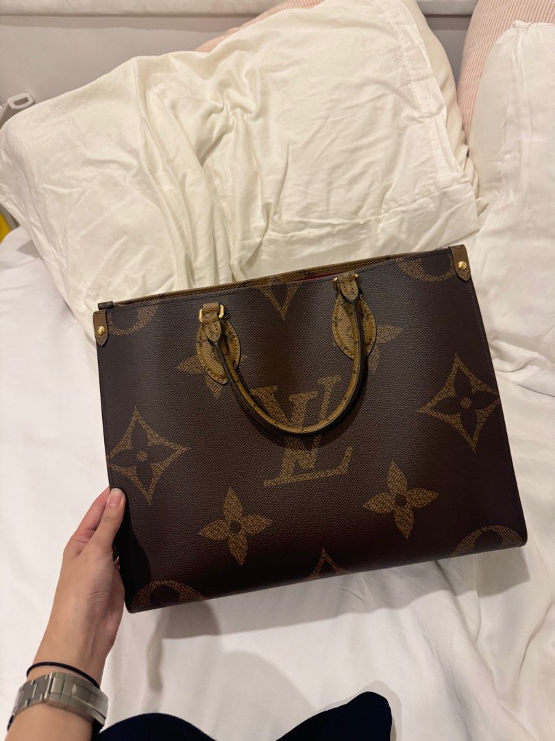 LV OTG MM (Category: Luxury Bags & Wallets) located in Calamba. Submitted by Hk1995 (Listing ID 1335876705, Image 3). Description: Louis Vuitton OnTheGo MM Reverse Monogram 9.8/10 condition CAN PASS AS BRANDNEW Purchased 2020/2021 Comes with dustbag, box, paperbag PRICE IS FIRM.