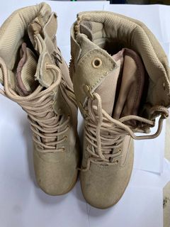 不明 軍鞋 UK6.5 大約 咖啡色 新舊如圖 （存放已久 未穿過）64196076042498110