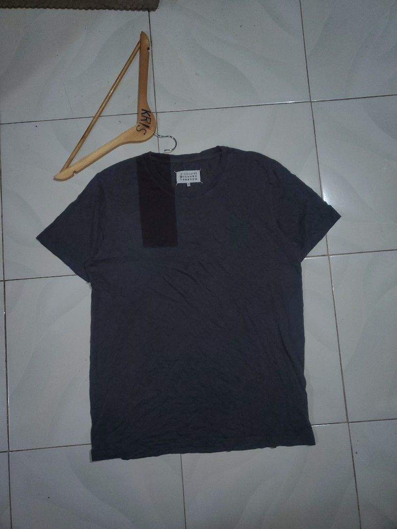Maison margiela shirt (Category: Luxury Apparel) located in Binalbagan. Submitted by Kristoffer_Arguelles (Listing ID 1335941347, Image 2). Description: as new condition maison margiela shirt xL on tag 21x28 dimension authentic/legit no issues.