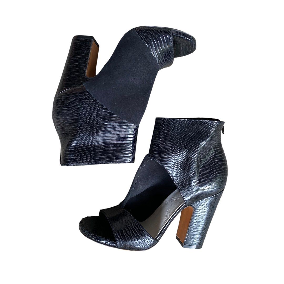 Maison margiela cutout sandal bootie deals