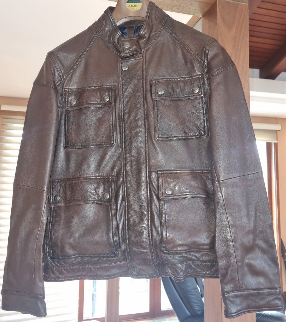 Massimo Dutti Men's Leather Jacket (Category: Coats, Jackets and Outerwear) located in Manila. Submitted by goldentree_d5928f (Listing ID 1335883820, Image 1). Description: This Genuine Leather Jacket bought in Massimo Dutti, Barcelona, Spain is a natural classic. The style which was used by pilots back in the 50's and 60's. Always buy original leather and not those synthetic leatherette that will crack easily and just waste your money. Brand: Ma