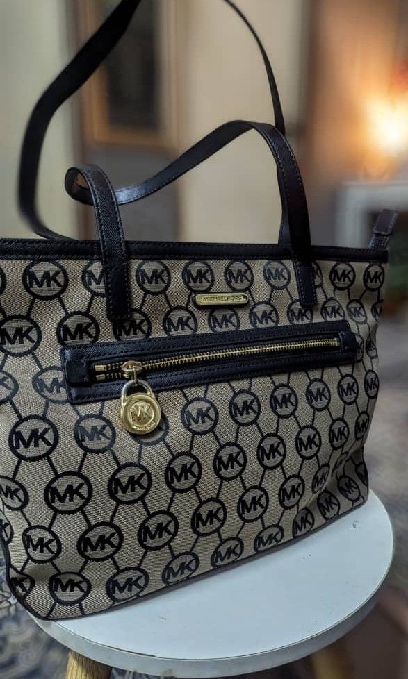 MK kempton large shoulder bag best sale