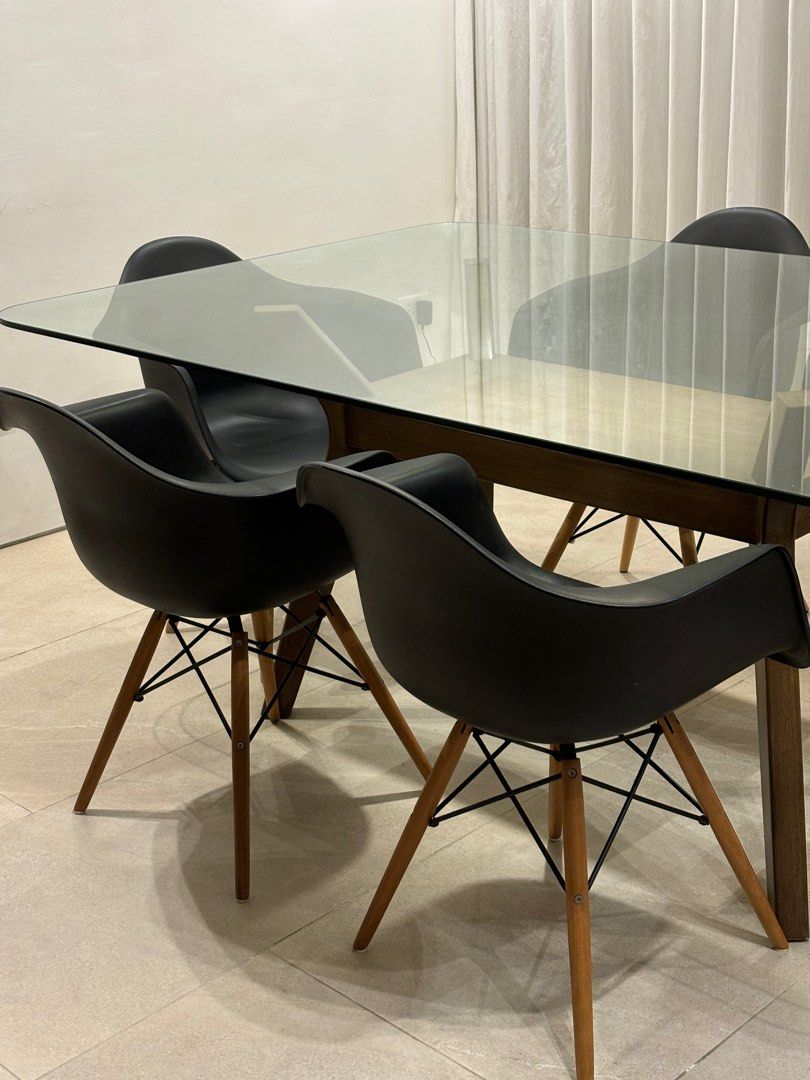 Mid Century Modern Eames Repro Chair