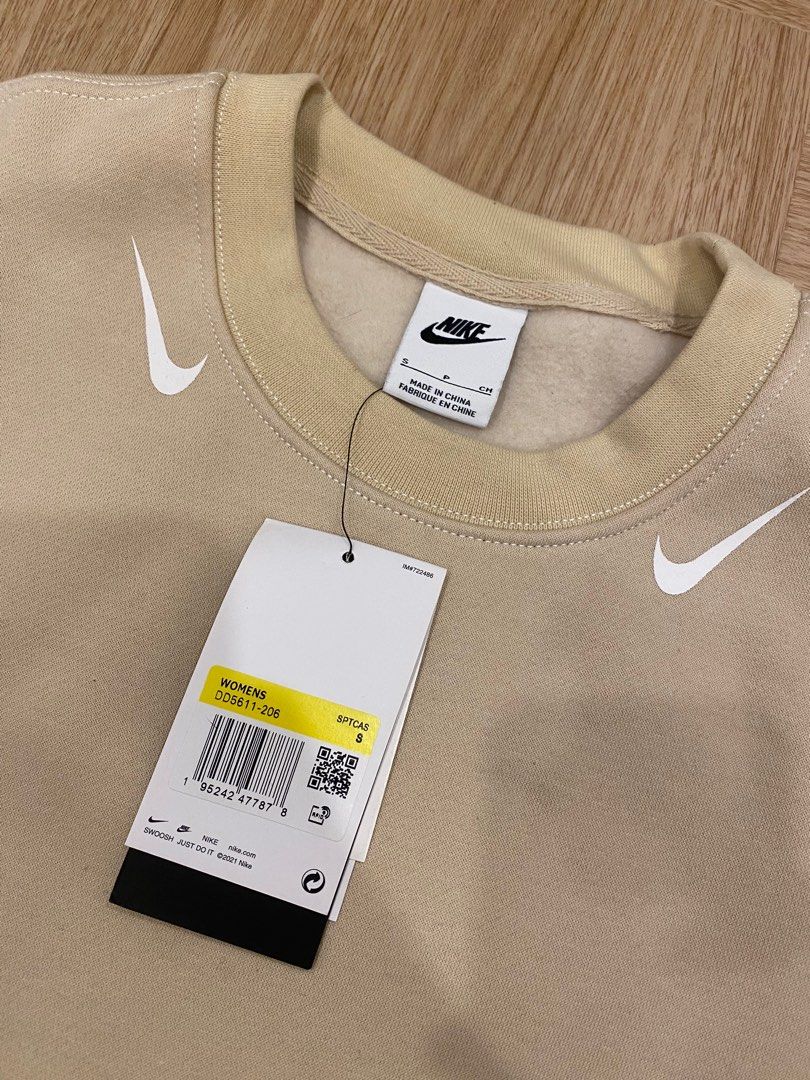 Nike NSW Swoosh Oversized Sweatshirt Men s Fashion Tops Sets Hoodies on Carousell