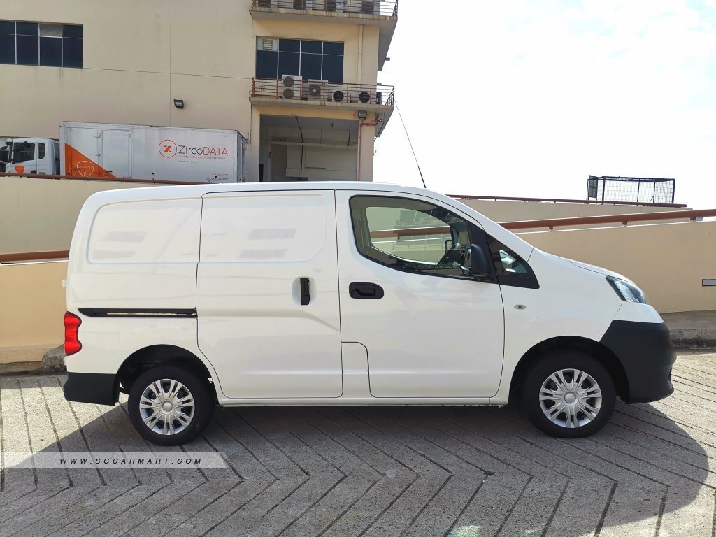 Nissan NV200 Diesel 1.5 Panel Van [Euro VI] (M) (Category: Used Commercial Vehicles for Sale) located in Singapore. Submitted by carwayparts (Listing ID 1335823022, Image 3). Description: Cheapest best deal in market, 1 owner, 6 months warranty with official certificate, full loan available, new paintwork, free servicing, accident free, STA or Vicom evaluation inspection are welcome, bank and in house loan available at competitive interest, all r