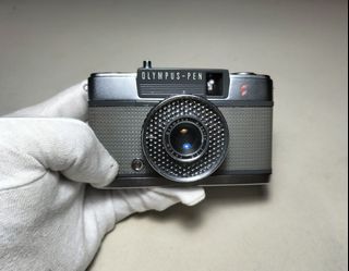 Olympus 消せ PEN EE-3