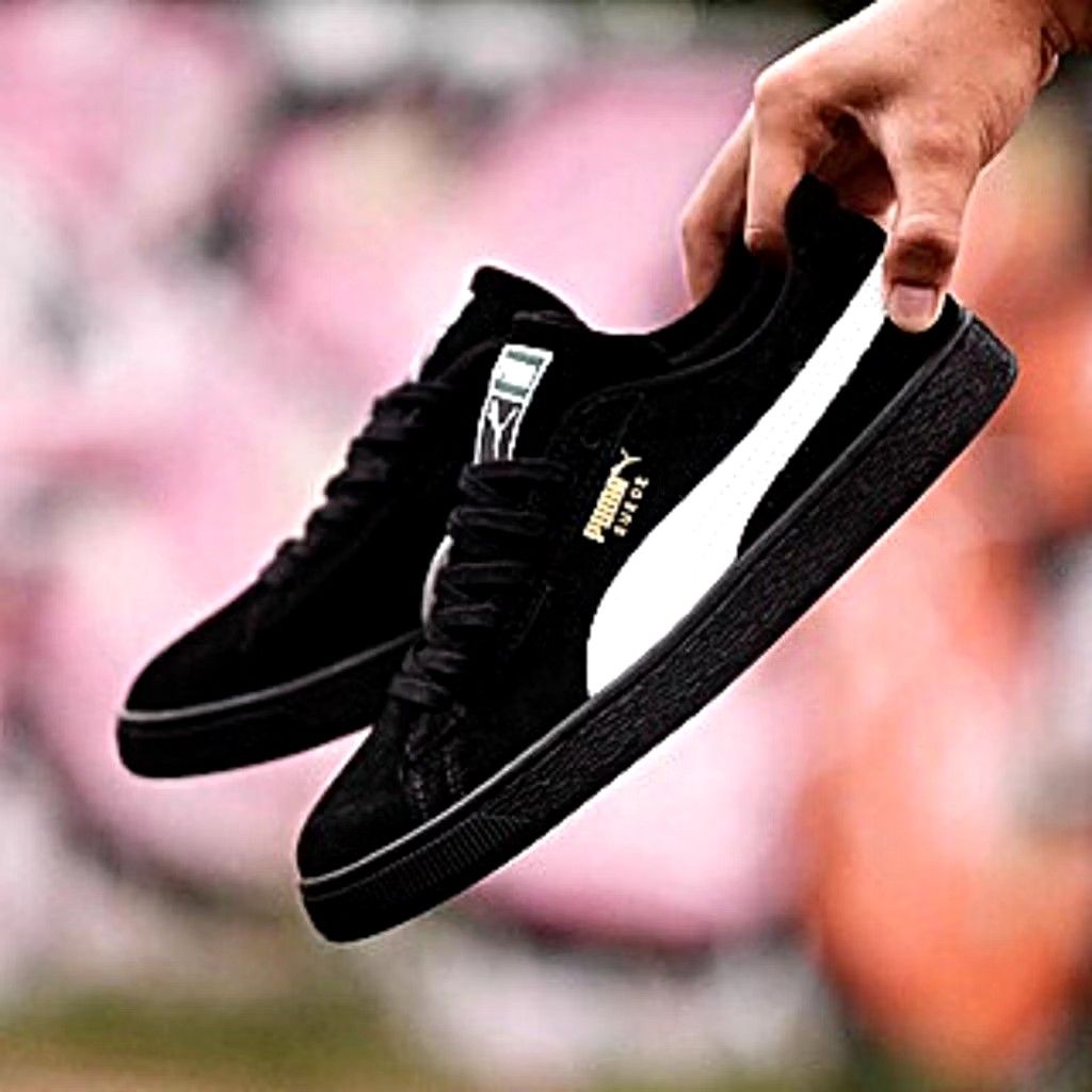 Puma classic all black best sale