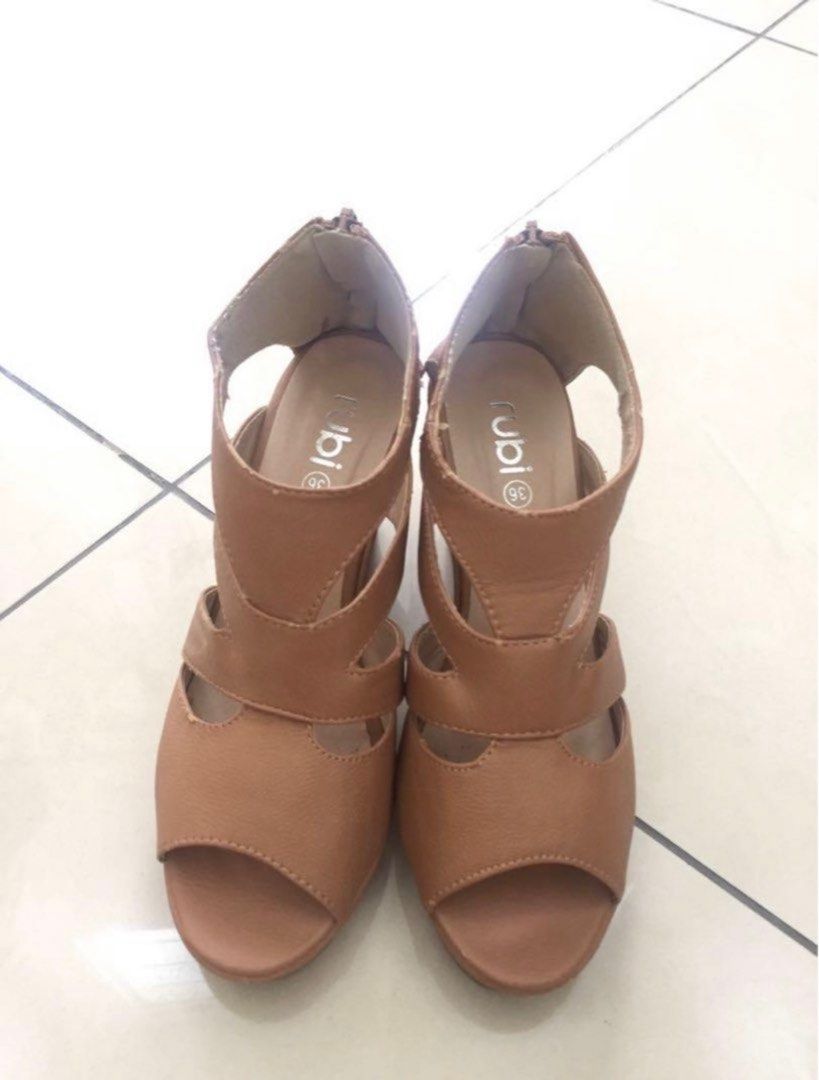 Rubi wedges brown shoes sepatu heel wanita Fesyen Wanita Sepatu di Carousell