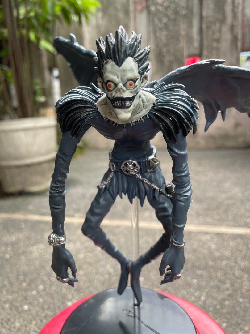 Ryuk Death note figure (Category: Figurines & Statues) located in Quezon City. Submitted by ayahko3 (Listing ID 1335847217, Image 2). Description: For sale Ryuk Death note figure 4 inches height TIA.