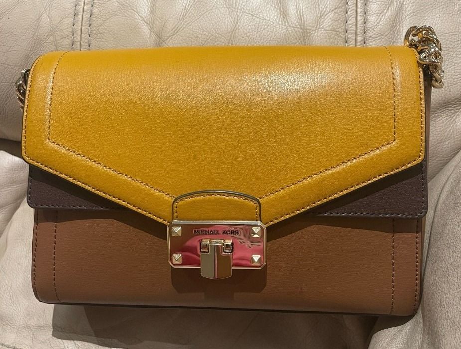 Michael kors kinsley bag hotsell