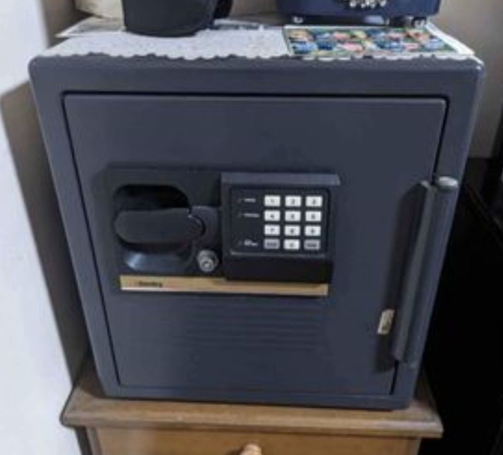 Sentry Electronic Fireproof passcode lock vault safe (Category: Safe) located in Makati City. Submitted by vish37 (Listing ID 1335806231, Image 1). Description: Great safe for your home fireproof for watch documents and jewellery and cash. Electronic passcode and tubular key. complete set of keys. good condition no damages pickup makati Inside the safe there are 2 shelves, adjustable in height. Additional blocking lock. CHARACTERISTICS Fire resis