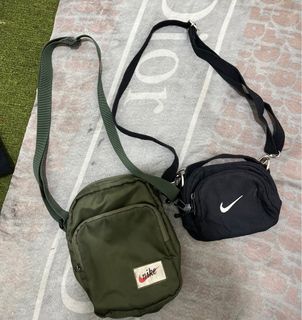 (Kategori: ) berada di . Dikirim oleh helhooo (ID iklan 1335901894, Gambar 1). Deskripsi: .