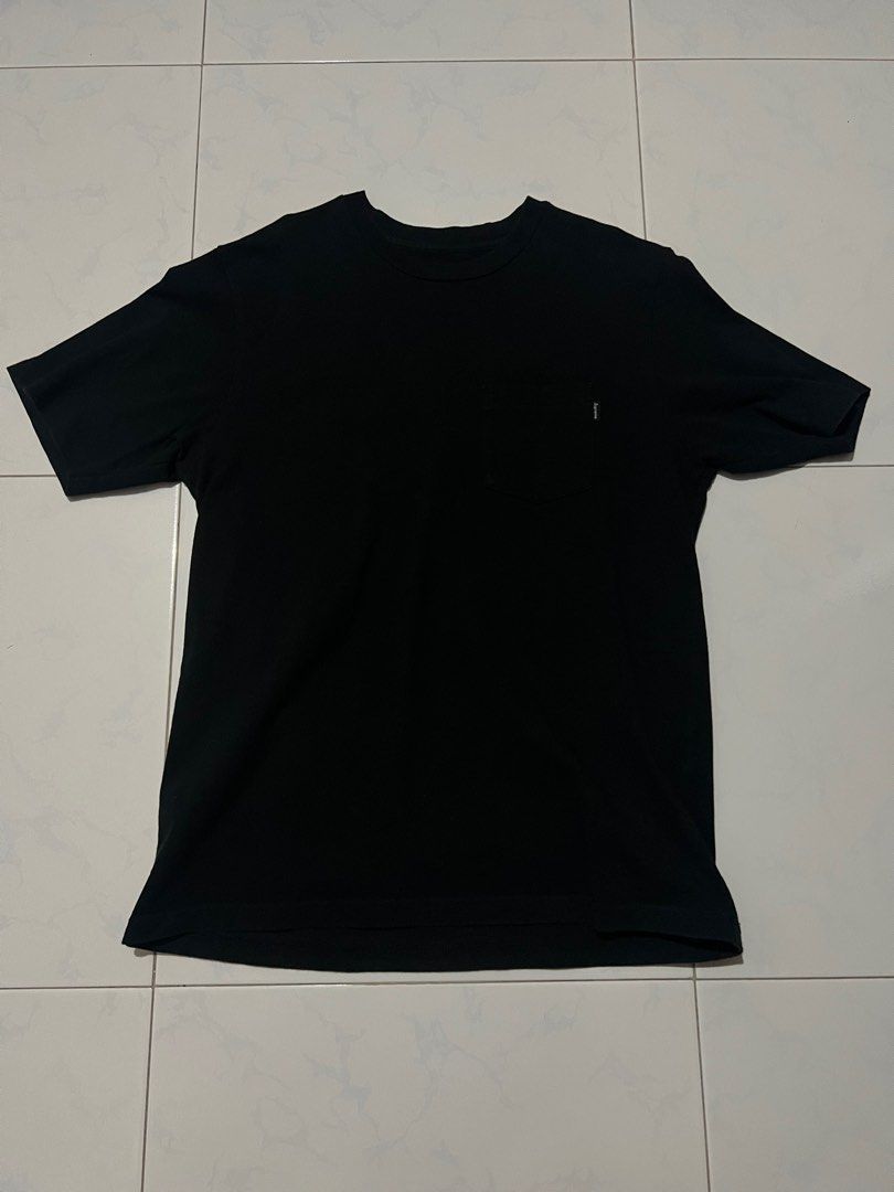 Supreme pocket tee SS18