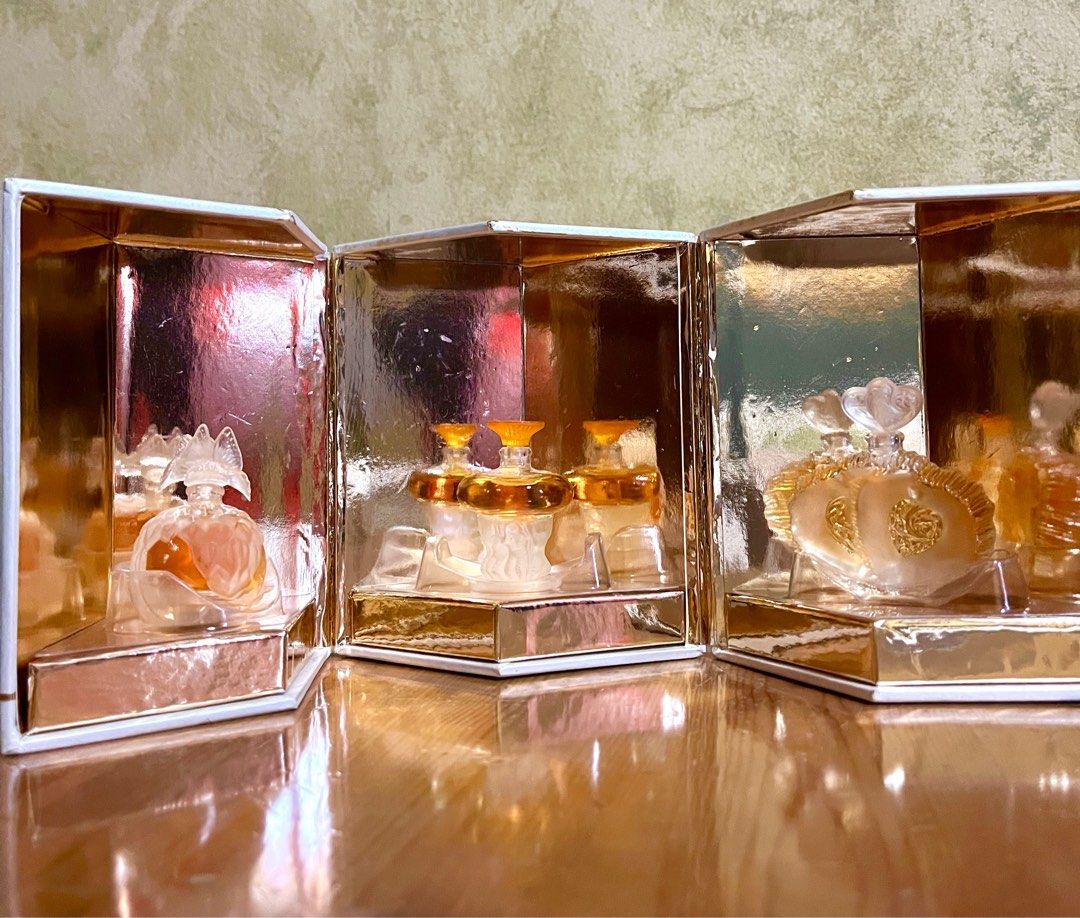 Vintage Lalique Les Introuvables (Category: Fragrance & Deodorants) located in San Fernando. Submitted by skylarlune (Listing ID 1335874510, Image 2). Description: 3X5ml Lalique de Lalique parfum *The middle one is not originally included, used it as replacement..