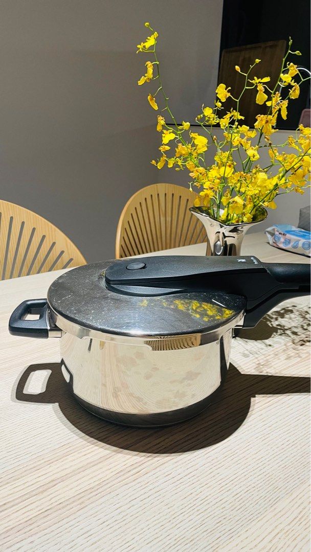 WMF Pressure cooker