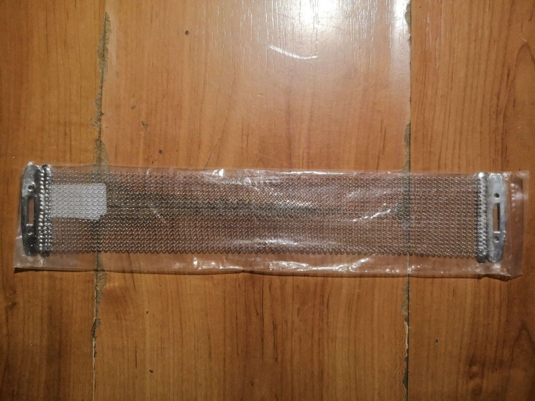 12 Inch snare string (Category: Musical Instruments) located in Pasig City. Submitted by josefranco94626 (Listing ID 1336135951, Image 2). Description: Payment: Gcash 12 inch snare string RFS: Decluttering.
