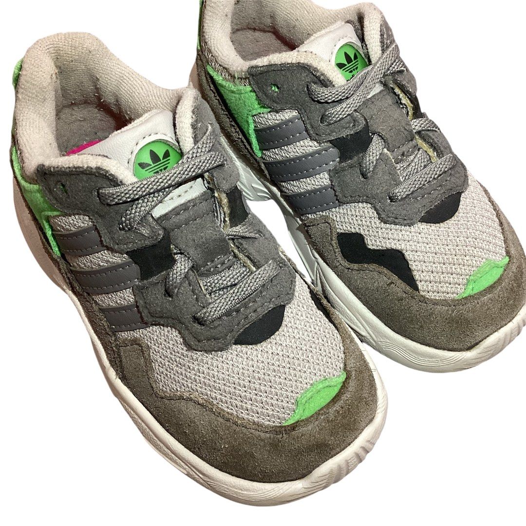 Kids adidas yung store