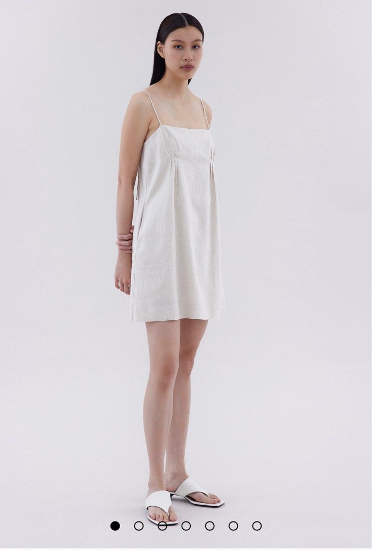 BNWT The Editor's Market Lois Tie-Strap linen mini dress, Women's Fashion, Dresses & Sets, Dresses on Carousell BNWT The Editor's Market Lois Tie-Strap linen mini dress, Women's Fashion, Dresses & Sets, Dresses on Carousell