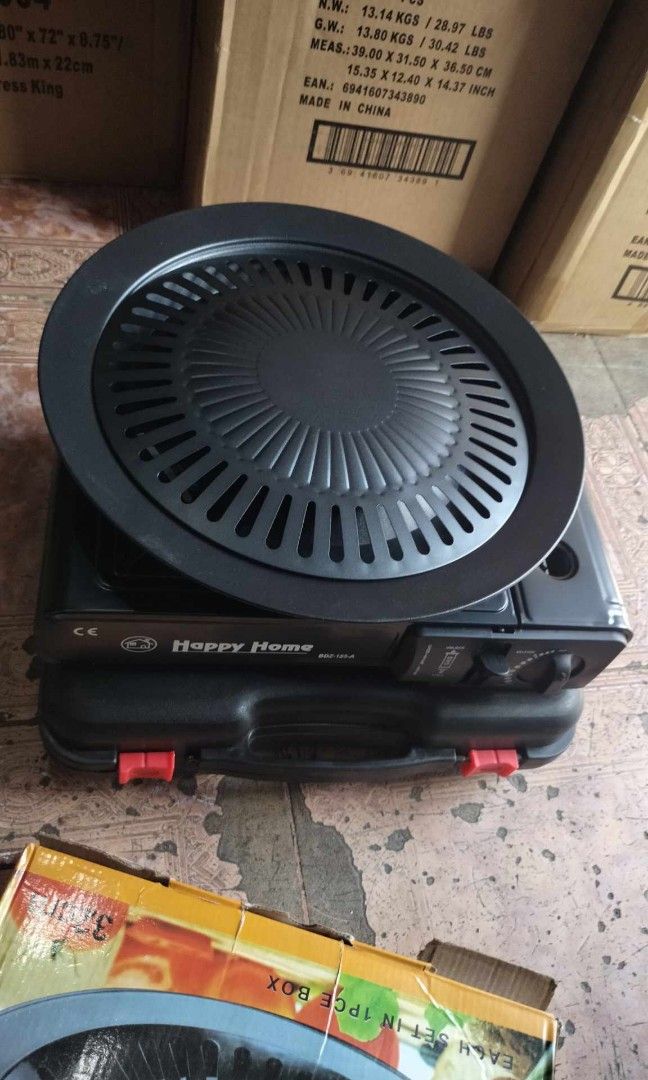 BUTANE set (Category: BBQ, Grills & Hotpots) located in Antipolo. Submitted by mgrace0920 (Listing ID 1336039372, Image 2). Description: BUTANE set ✅SQUARE PLATE 899php ✅ROUND PLATE 650php ✅️ROUND PLATE NEW 850 free butane.