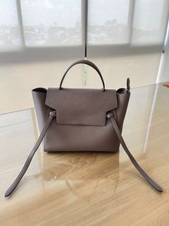 (Category: ) located in . Submitted by shop213 (Listing ID 1335985949, Image 1). Description: .