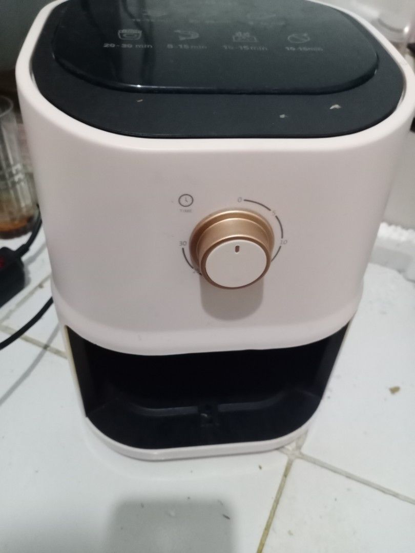 Di jual air fryer murah aja Kitchen Appliances di Carousell