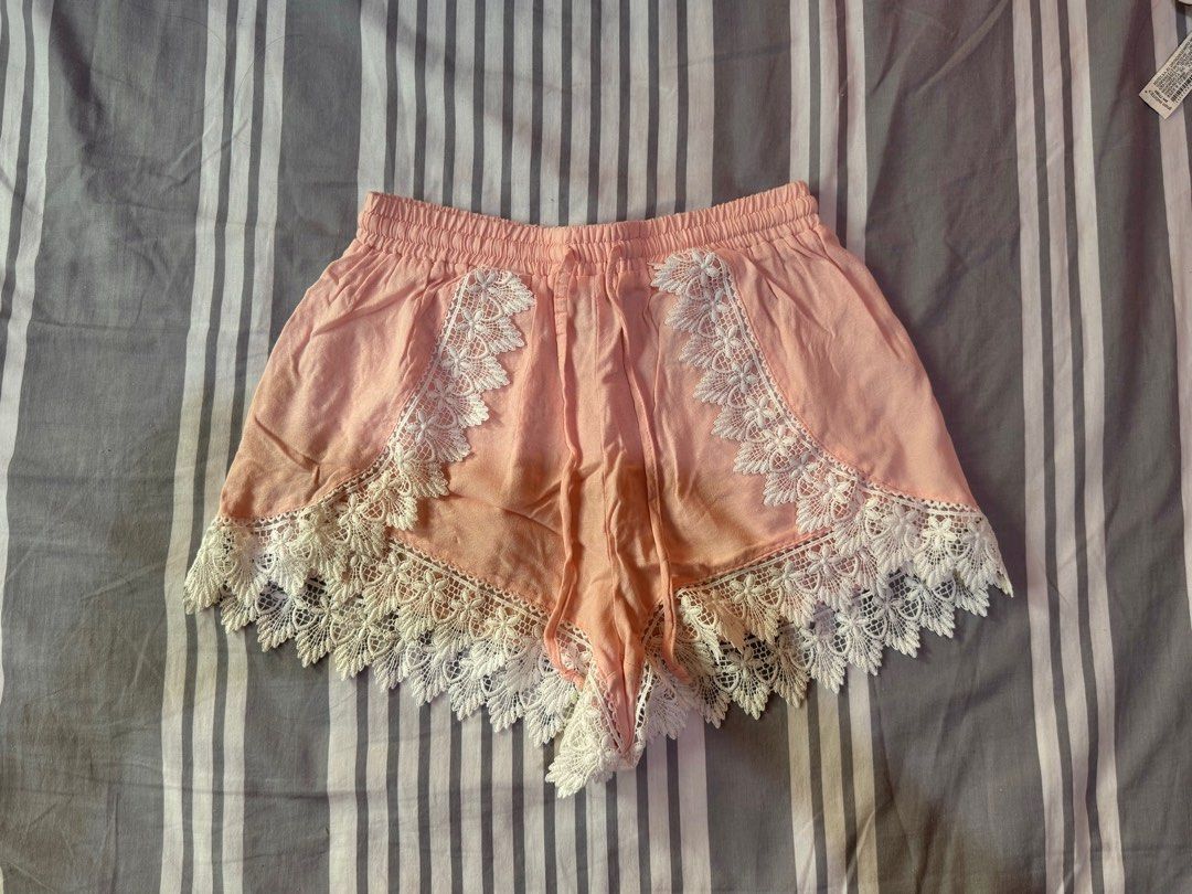 H&m lace shorts sales