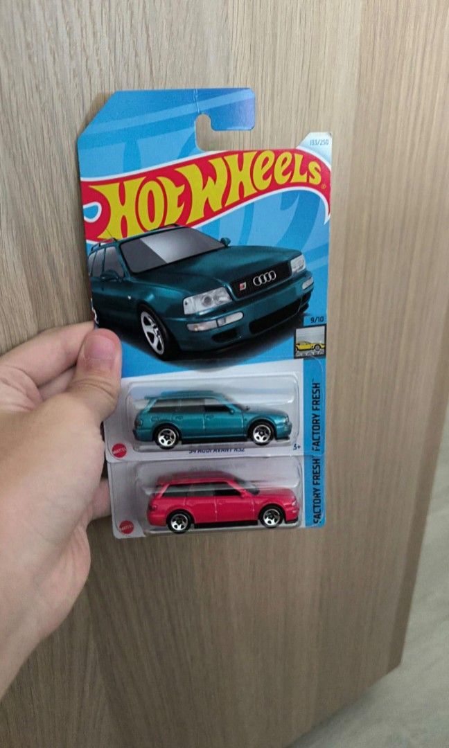 Hot wheels audi rs4 deals
