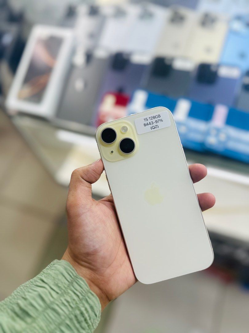 Iphone 15 128GB 97BH NO ISSUES OPENLINE ALL WORKING (Category: iPhone 15 Series) located in San Juan City. Submitted by saabangadgetshop (Listing ID 1336135127, Image 1). Description: Onhand | Pre-owned iPhone 15 128GB 97% Battery Health OPENLINE NO HIDDEN ISSUES NO HISTORY OF REPAIR 99%Smooth TEST TO SAWA RESET ALL YOU WANT NOT REFURBISHED AUTHENTIC PHONE ALL WORKING Mode of Payment : ⬇️ ▪️Cash ▪️Bank Transfer ▪️Gcash 📍Installment available her
