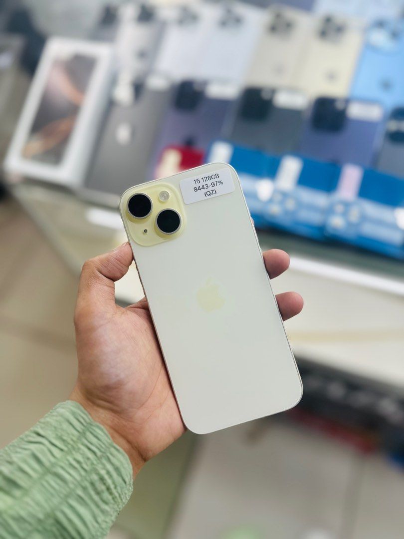 Iphone 15 128GB 97BH NO ISSUES OPENLINE ALL WORKING (Category: iPhone 15 Series) located in San Juan City. Submitted by saabangadgetshop (Listing ID 1336135127, Image 2). Description: Onhand | Pre-owned iPhone 15 128GB 97% Battery Health OPENLINE NO HIDDEN ISSUES NO HISTORY OF REPAIR 99%Smooth TEST TO SAWA RESET ALL YOU WANT NOT REFURBISHED AUTHENTIC PHONE ALL WORKING Mode of Payment : ⬇️ ▪️Cash ▪️Bank Transfer ▪️Gcash 📍Installment available her