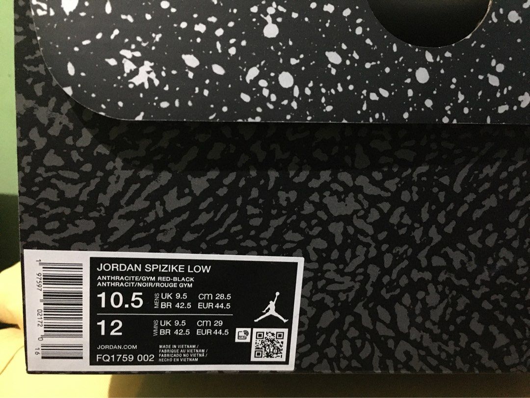 Jordan spizike low anthracite (Category: Sneakers) located in Manila. Submitted by mac1780 (Listing ID 1334548205, Image 2). Description: Size 10.5 US Authentic/ no issue Used twice only Can pass as new .