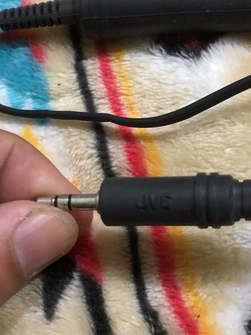 JVC Mic input to 3.5mm cable adapter jack (Category: Portable Audio Accessories) located in Quezon City. Submitted by markgolveo (Listing ID 1335980819, Image 2). Description: JVC Mic input to 3.5mm cable adapter jack.